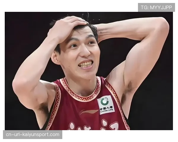 CBA“走进校园”活动在杭州启动,吴前指导中小学生训练 CBA“走进校园”活动在杭州启动,吴前指导中小学生训练