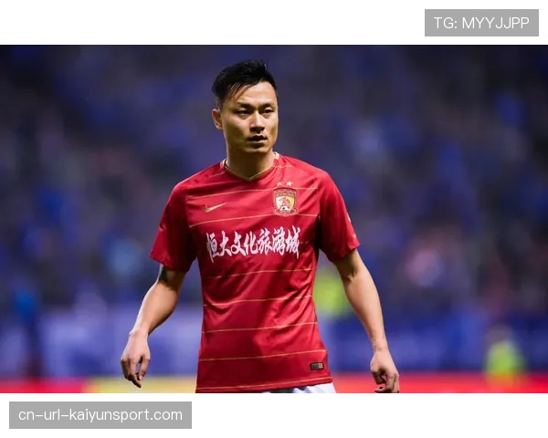 “专访退役名宿卡拉格：谈中卫角色演变与对现代防守体系的理解”